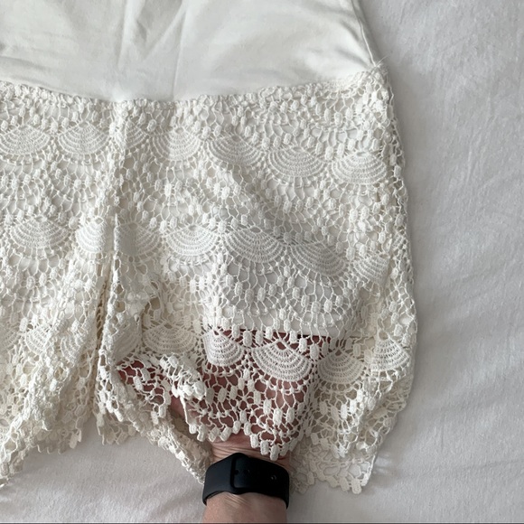 🤰Brand New Maternity Shorts - Thyme Maternity - XS - White Crochet - Picture 5 of 7